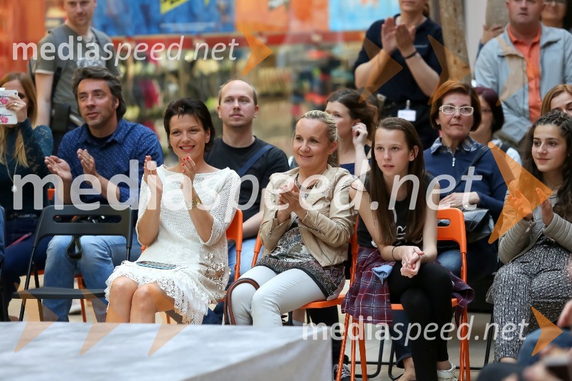 Modna revija v Qlandiji KranjModna revija v Qlandii Kranj