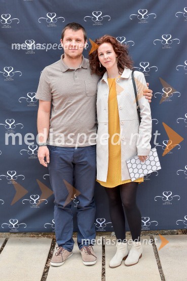  Jernej Gačnik Ženko;  Tina RatajSalon Sauvignon 2016