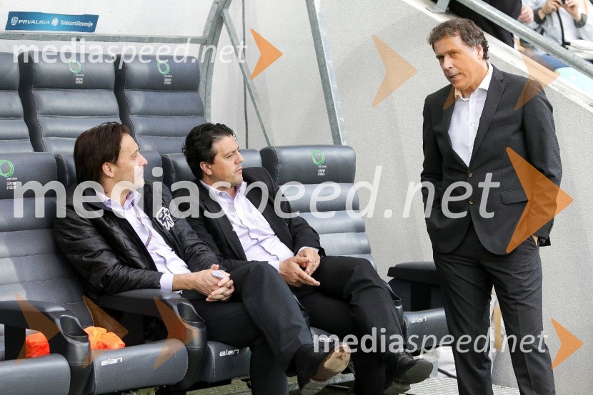  Miran Pavlin, nekdanji nogometaš;  Zlatko Zahovič, športni direktor NK Maribor;  Tomaž Klemenčič, novinar POP TVNogometna tekma Maribor - Olimpija 2:1