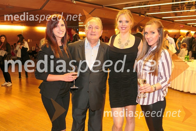  ... ;  Srečko  Čož, pesnik in ustanovitelj Miss športa Slovenije;  Anabelle Logar, organizatorka Miss športa Slovenije;  ... Miss športa 2016