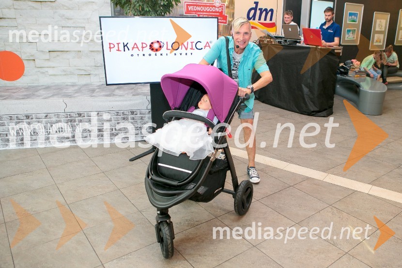   Igor  Jelen-Iggy, koreograf, lastnik plesnega centra IgenModna revija v Qlandii Kamnik