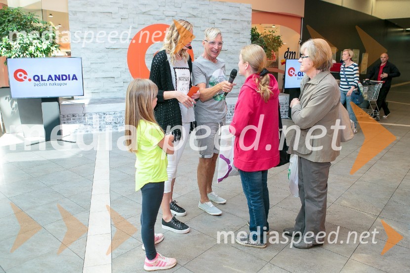  ... ;  Tjaša  Kokalj Jerala, manekenka, voditeljica;   Igor  Jelen-Iggy, koreograf, lastnik plesnega centra Igen;  ... ;  ... Modna revija v Qlandii Kamnik