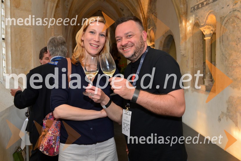  Tanja Srečkovič Bolšec, Zavod za turizem Maribor Pohorje;  Sašo  Papp, svetnik MOM, moderatorSalon Sauvignon 2016