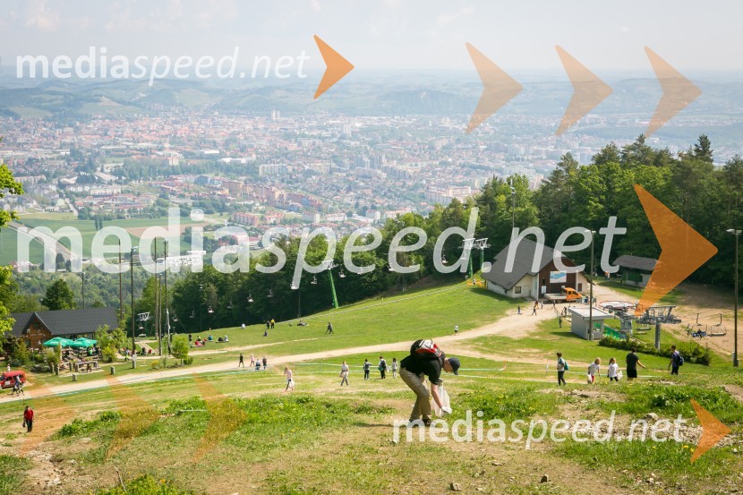 Očistimo naše gore 2016, otvoritev akcije Zavarovalnice TriglavOčistimo naše gore 2016, otvoritev akcije Zavarovalnice Triglav