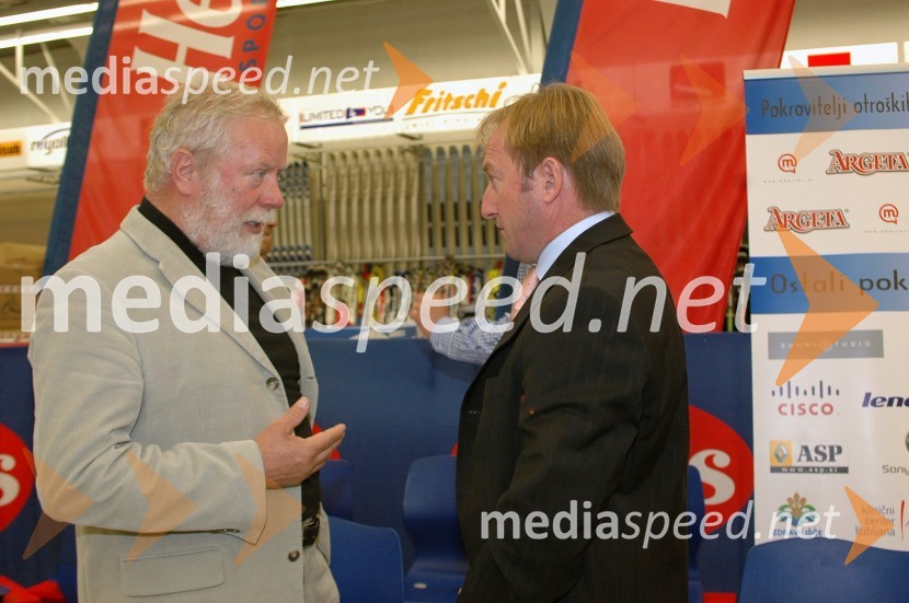 Jaro Kalan, direktor Smučarske zveze Slovenije in Bojan Križaj, poslovni direktor alpskih disciplinPredstavitev in tiskovna konferenca alpske smučarske reprezentance za sezono 2007/08