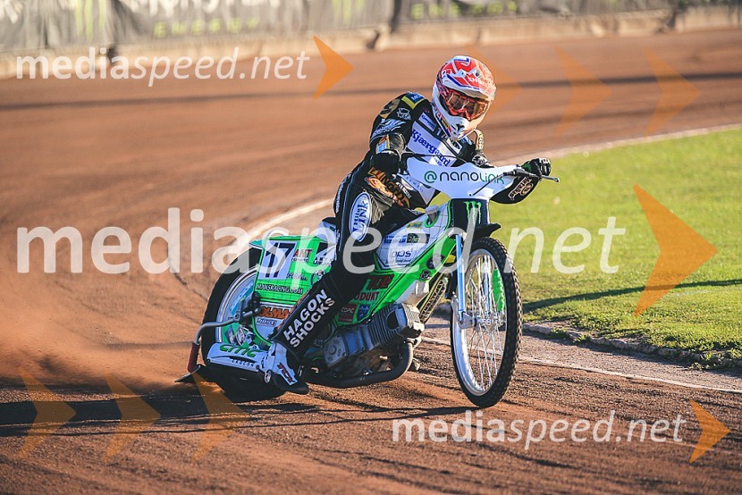  Nick Škorja, speedwayist (AMTK Ljubljana)Škorja in Kovačič v Ljubljani za evropski finale