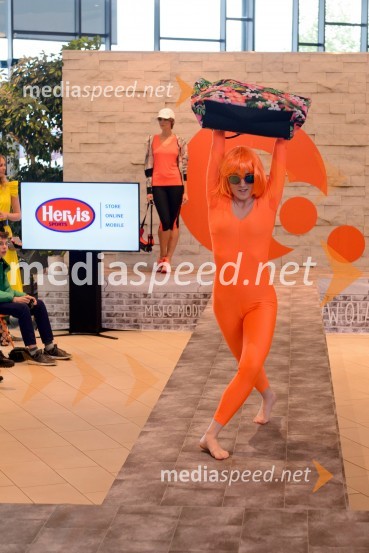 Modna revija v Qlandii Novo Mesto