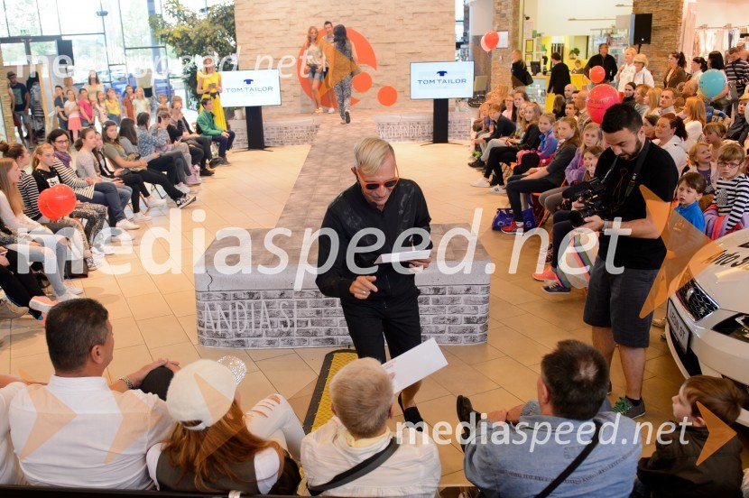   Igor  Jelen-Iggy, koreograf, lastnik plesnega centra IgenModna revija v Qlandii Novo Mesto