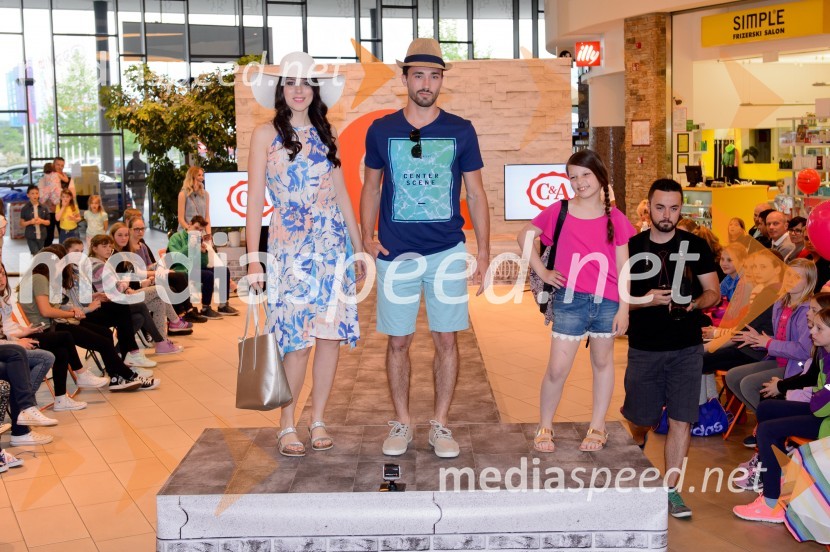 Modna revija v Qlandii Novo Mesto