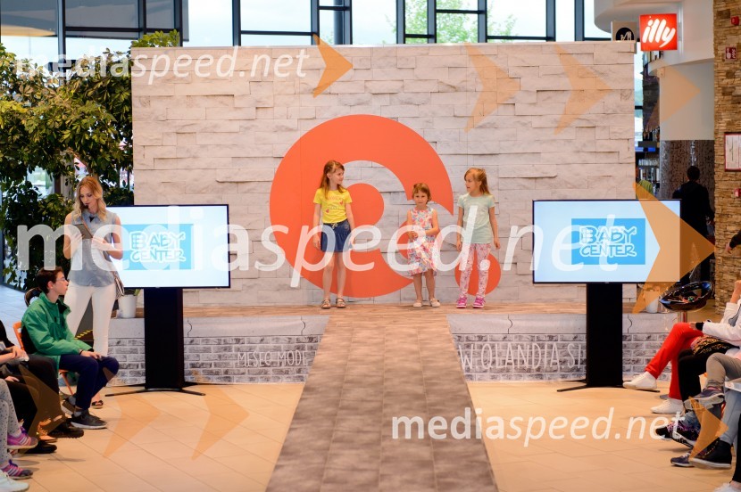 Modna revija v Qlandii Novo Mesto