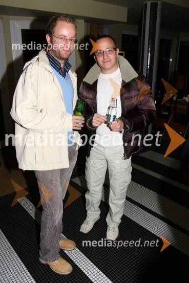 Zoran Ličen, namestnik generalnega direktorja in odgovornega urednika RTS in Gregor Jeza, predsednik uprave MOND ŠentiljMobil Elite Promo modna revija v Cafe Bar Avenue