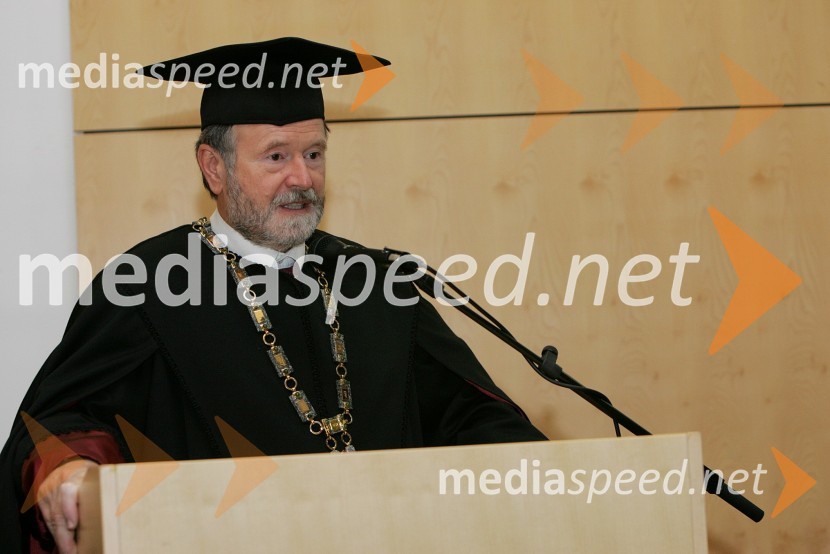 Dr. Ivan Rozman, rektor Univerze v MariboruPromocija doktorjev znanosti Univerze v Mariboru, oktober 2007