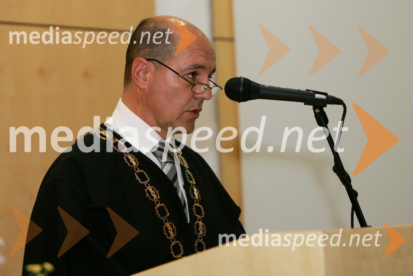 Izr. prof. dr. Bojan Škof, Pravna fakulteta Univerze v MariboruPromocija doktorjev znanosti Univerze v Mariboru, oktober 2007