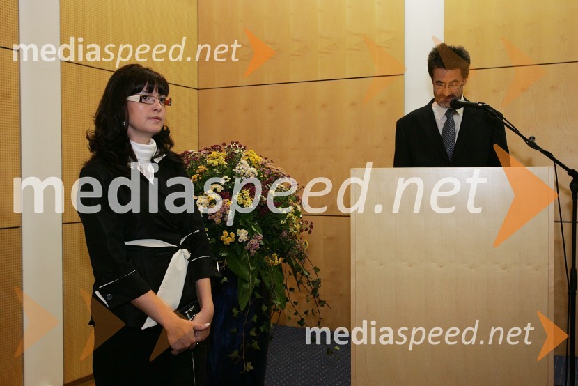 Dr. Karin Širec in red. prof. dr. Miroslav Rebernik, Ekonomsko-poslovna fakulteta Univerze v MariboruPromocija doktorjev znanosti Univerze v Mariboru, oktober 2007