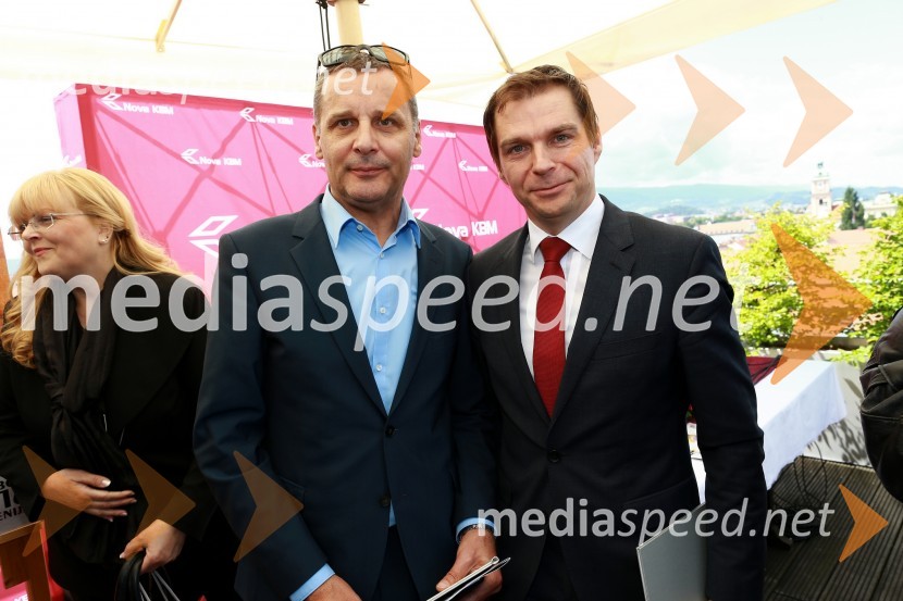 Danilo Rošker, direktor SNG Maribor;  Robert Senica, predsednik uprave, Nova KBMFestival Lent 2016, podpis sponzorske pogodbe z Novo KBM