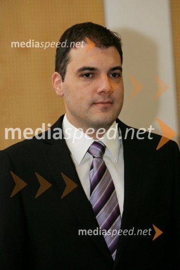 Dr. Dejan ŠtefanecPromocija doktorjev znanosti Univerze v Mariboru, oktober 2007