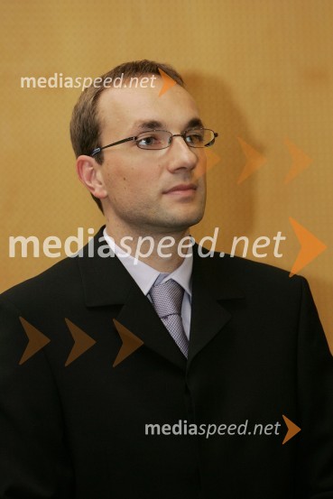 Dr. Davorin KofljačPromocija doktorjev znanosti Univerze v Mariboru, oktober 2007