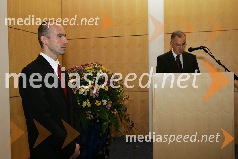Dr. Beno Klopčič in red. prof. dr. Drago Dolinar, Fakulteta za elektrotehniko, računalništvo in informatiko Univerze v MariboruPromocija doktorjev znanosti Univerze v Mariboru, oktober 2007