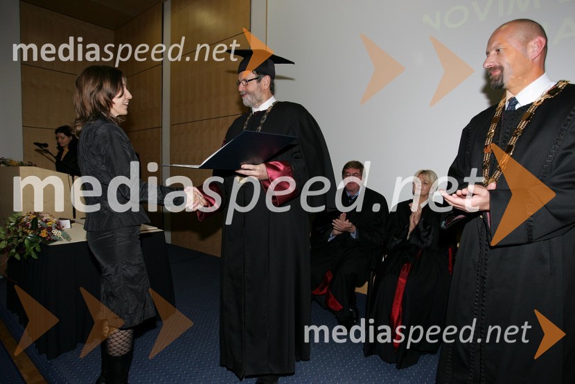 Dr. Tea Indest, dr. Ivan Rozman, rektor Univerze v Mariboru in  	izr. prof. dr. Niko Samec, dekan Fakultete za strojništvo Univerze v MariboruPromocija doktorjev znanosti Univerze v Mariboru, oktober 2007