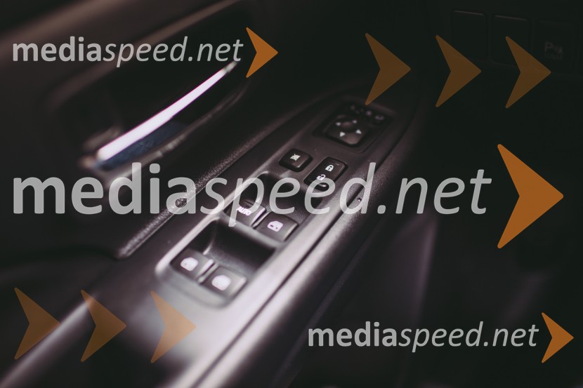 Mitsubishi Outlander 2.2 DI-D 4WD Intense+Mitsubishi Outlander 2.2 DI-D 4WD Intense+, mediaspeed test