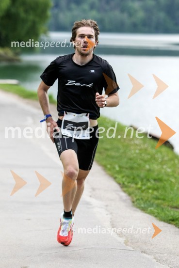 Poslovni tek trojk 2016