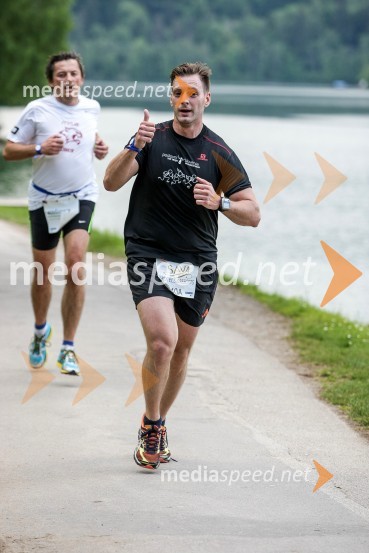 Poslovni tek trojk 2016