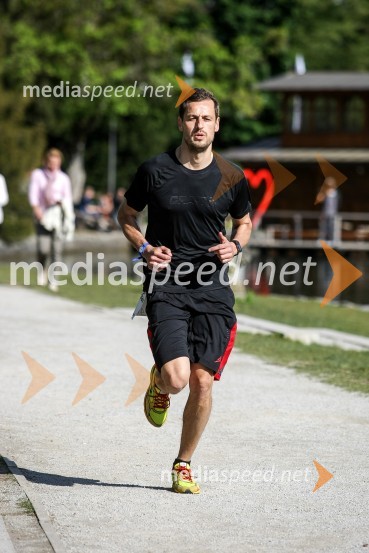 Poslovni tek trojk 2016