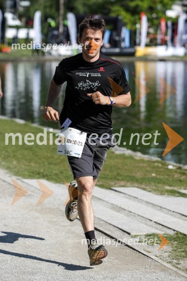 Poslovni tek trojk 2016