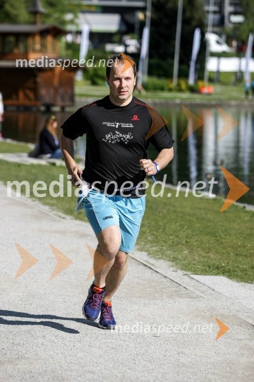 Poslovni tek trojk 2016