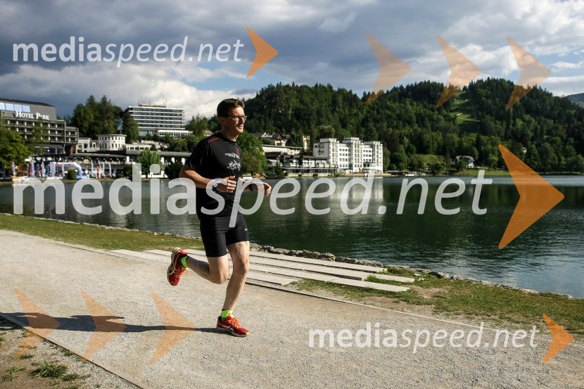 Poslovni tek trojk 2016