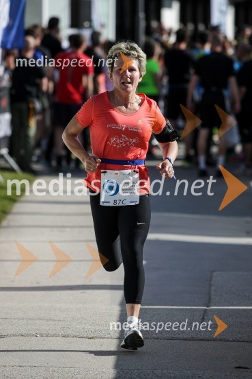 Poslovni tek trojk 2016