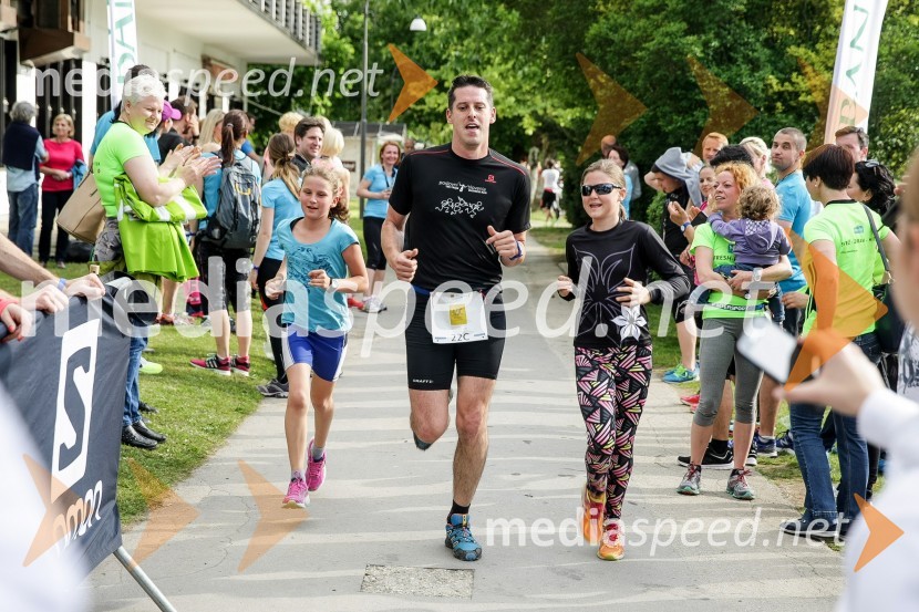 Poslovni tek trojk 2016