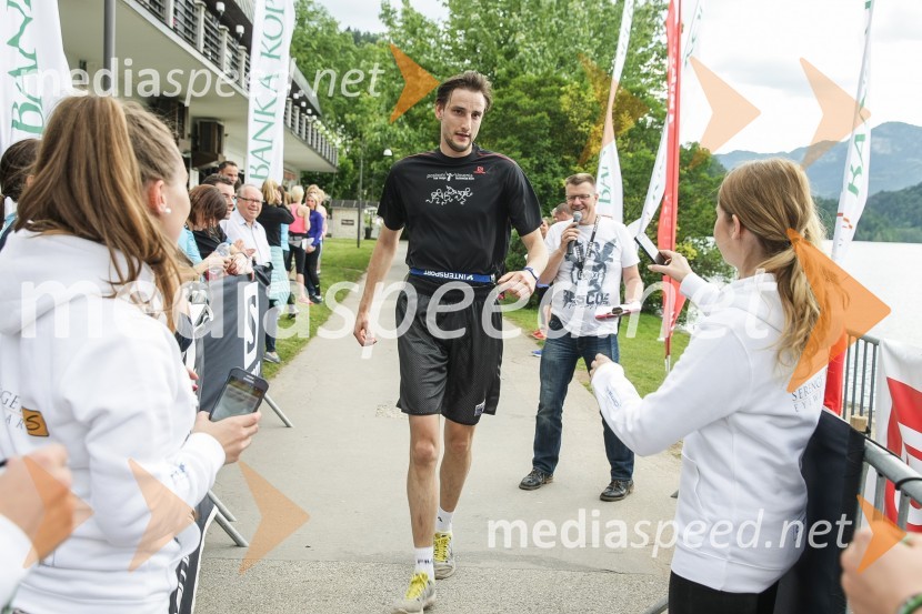 Poslovni tek trojk 2016