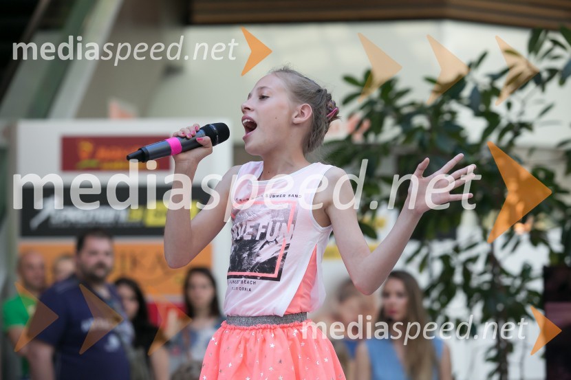 Modna revija v Qlandii Nova Gorica