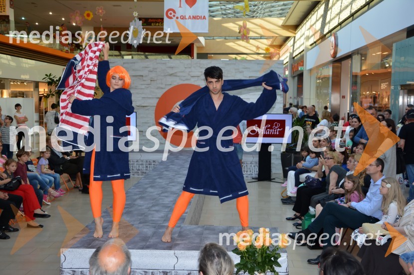 Modna revija v Qlandii Nova Gorica