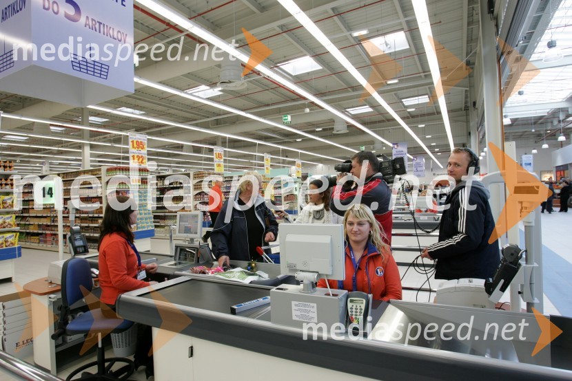 Supermarket E.LeclercOtvoritev supermarketa E.Leclerc