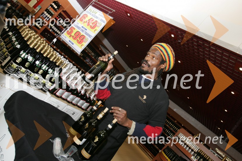 Supermarket E.LeclercOtvoritev supermarketa E.Leclerc