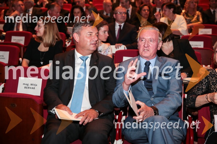 dr.  Peter Gašperšič,  minister za infrastrukturo;  Gorazd Žmavc, minister brez listnice na uradu za Slovence v zamejstvu in po svetu25. obletnica slovenske diplomacije