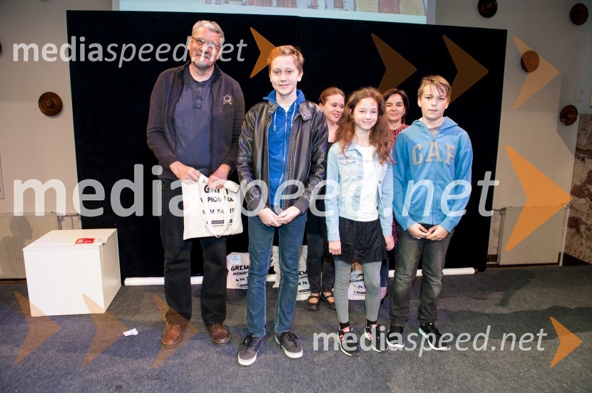 1. LIKfest, zaključna prireditev z izdelavo grafike velikanke1. LIKfest, zaključna prireditev z izdelavo grafike velikanke