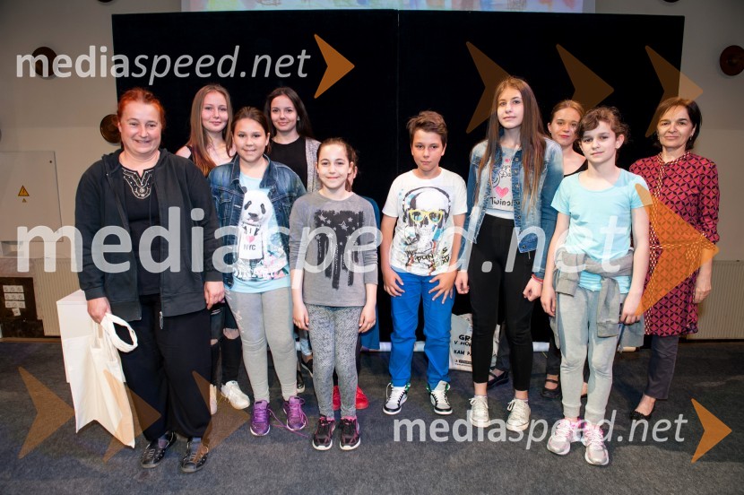 1. LIKfest, zaključna prireditev z izdelavo grafike velikanke1. LIKfest, zaključna prireditev z izdelavo grafike velikanke