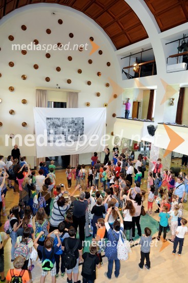 1. LIKfest, zaključna prireditev z izdelavo grafike velikanke1. LIKfest, zaključna prireditev z izdelavo grafike velikanke