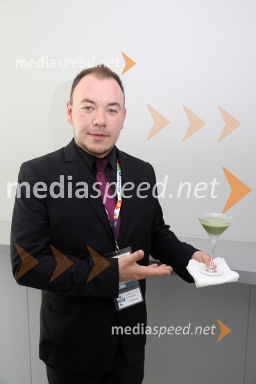  Leon Marinič, diplomant VSGT in inštruktor v Restavraciji Sedem, tekmovalec v kategoriji profesionalcev Coupe Georges Baptiste, tekmovanje