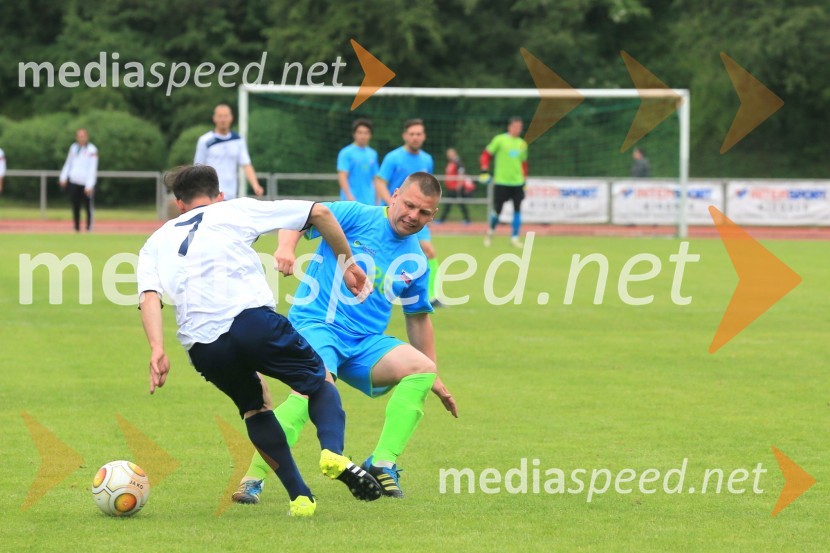  Boštjan Žnuderl,  nogometaš Vinske reprezentance Slovenije Vinska reprezentanca Slovenije z zmago nad Italijo v finale EP vinarjev v nogometu in obisk Rüdesheim am Rhein