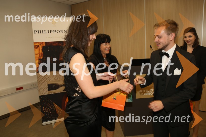  ... ; mag.  Helena  Cvikl, direktorica Višje strokovne šole za gostinstvo in turizem v Maribor;  Nicolai Martens, tekmovalec med profesionalci iz DanskeCoupe Georges Baptiste, podelitev nagrad