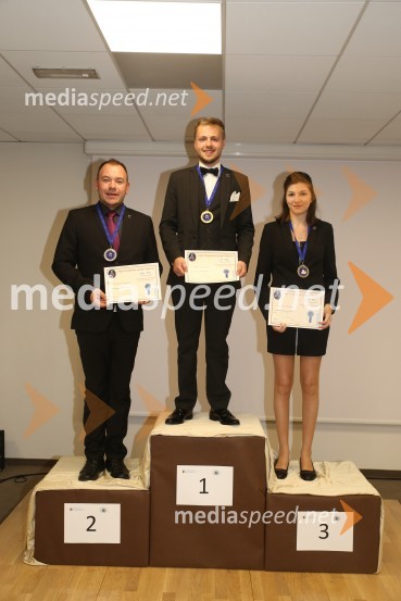  Leon Marinič, diplomant VSGT in inštruktor v Restavraciji Sedem, tekmovalec v kategoriji profesionalcev ;  Nicolai Martens, tekmovalec med profesionalci iz Danske;  Laura Hanin, profesionalna kuharica iz LuxemburgaCoupe Georges Baptiste, podelitev nagrad