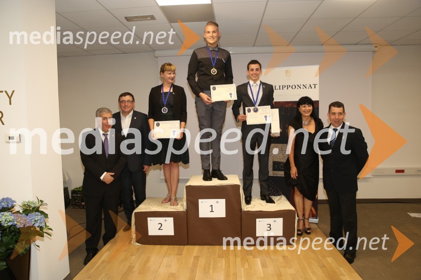  Paulo Reves, podpredsednik za evropska tekmovanja Coupe Georges Baptiste; dr. Andrej Fištravec, župan, Mestna občina Maribor;  ... ;  ... ;  ... ; mag.  Helena  Cvikl, direktorica Višje strokovne šole za gostinstvo in turizem v Maribor;  Franck Languille, predsednik pokala Coupe Georges BaptisteCoupe Georges Baptiste, podelitev nagrad