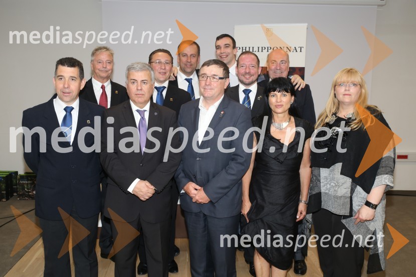  Franck Languille, predsednik pokala Coupe Georges Baptiste;  Paulo Reves, podpredsednik za evropska tekmovanja Coupe Georges Baptiste; dr. Andrej Fištravec, župan, Mestna občina Maribor; mag.  Helena  Cvikl, direktorica Višje strokovne šole za gostinstvo in turizem v Maribor;  Melita  Petelin, podžupanja MOM, Lista župana Andreja FištravcaCoupe Georges Baptiste, podelitev nagrad