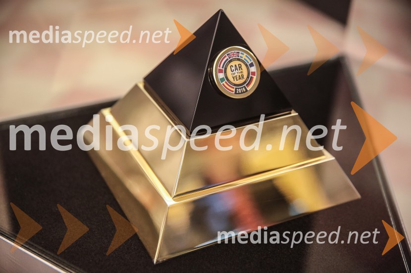 Evropski avto leta 2016 je Opel AstraOpel Astra Sports Tourer, slovenska predstavitev