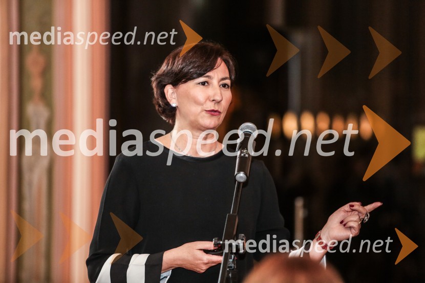  Milica Kopanja Šircelj, vodja odnosov z javnostmi, Opel SlovenijaOpel Astra Sports Tourer, slovenska predstavitev