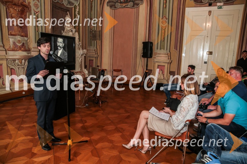 Opel Astra Sports Tourer, slovenska predstavitev